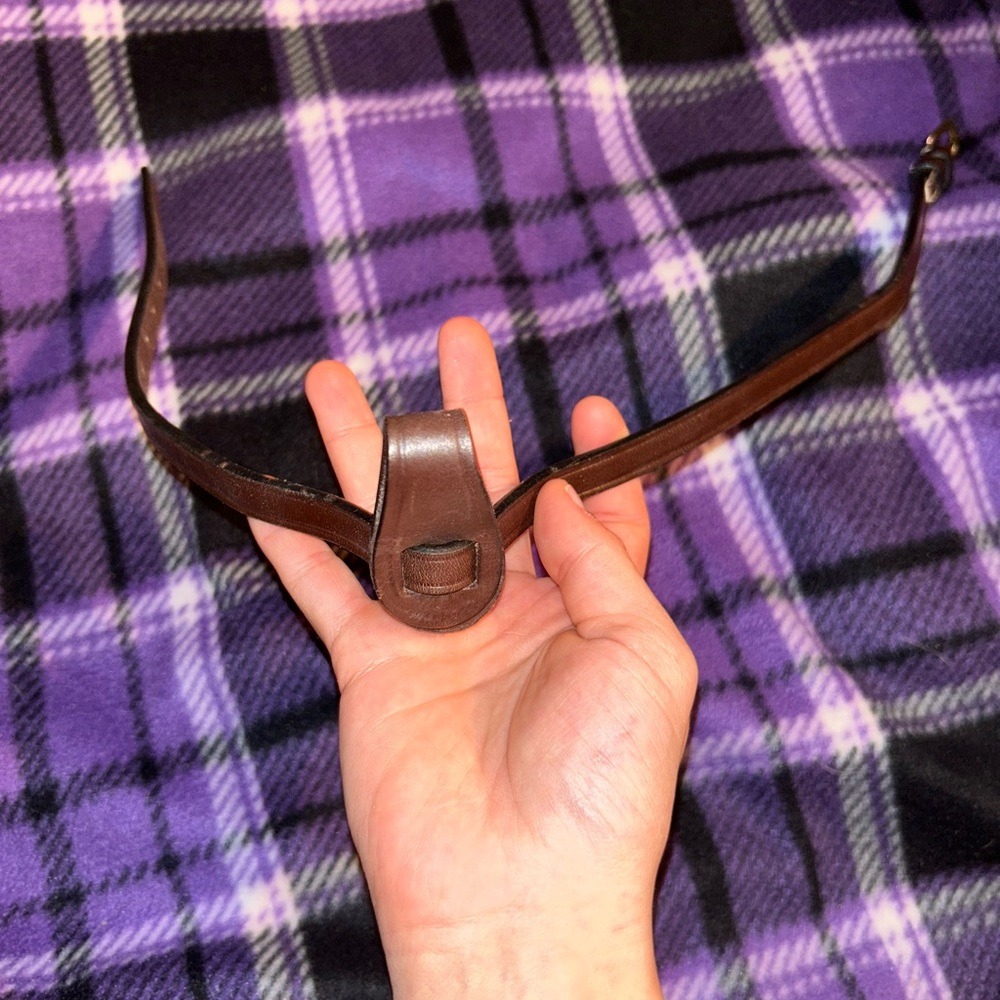 Flash noseband attachment